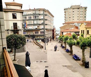 Alquiler de piso en Calle de Venancio Alvarez Buylla, 2 - Photo 4