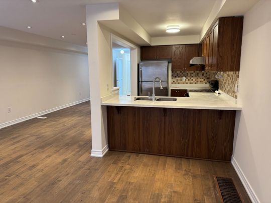 For Lease - 23 Heritage Hollow Estate Street, Richmond Hill, Ontario - Photo 1