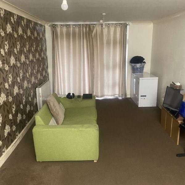 Room in a Shared Flat, Maltings Close, E3 - Photo 1