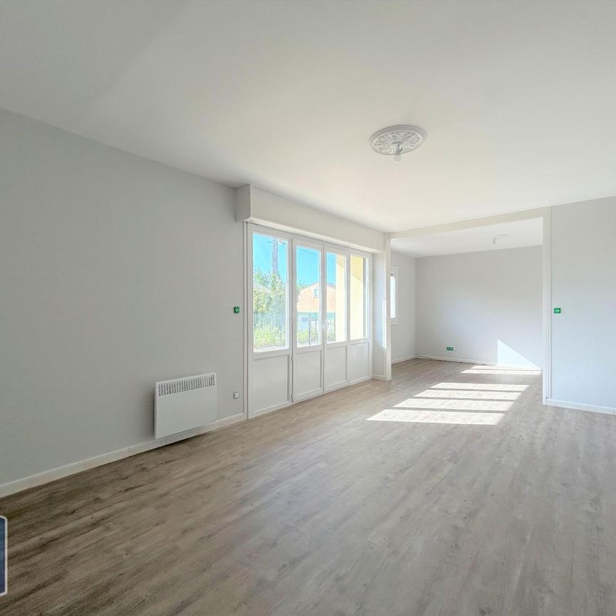 Location Maison 5 pièces 115m² COUTRAS 33230 - Photo 1