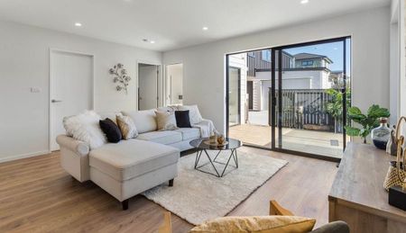 ***Gated Home With Independent Driveway! - Photo 2