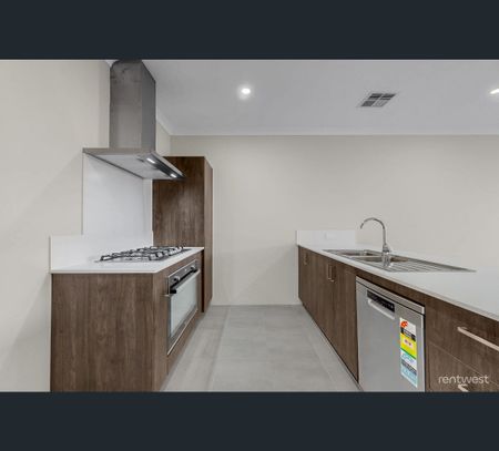 19 Barefoot La, Yanchep, WA 6035 - Photo 5