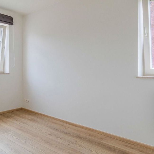 Woning te huur in Sterrebeek voor € 2.400 met 4 slaapkamers - Photo 1