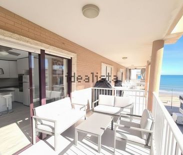 Alquiler de piso en Calle Azorín - Photo 3