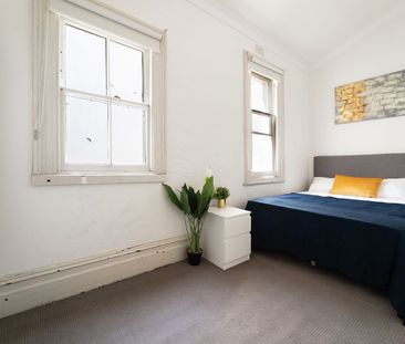 Chippendale - Photo 3