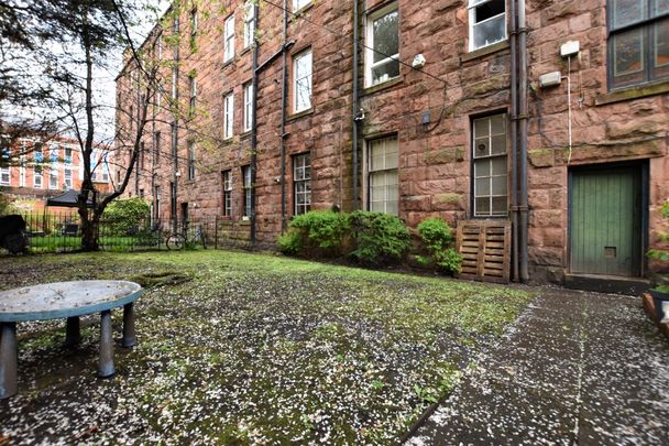 Dryburgh Gardens - Photo 1