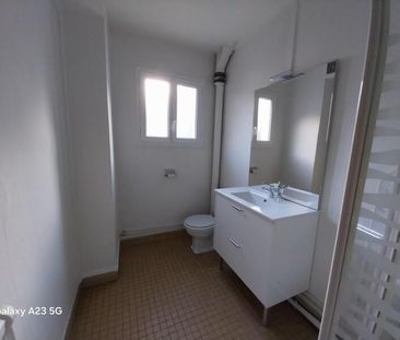 Location Appartement 2 pièces 42m² ORLEANS 45000 - Photo 5
