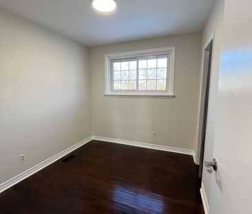 For Lease - 284 Hampton Heath Road, Burlington, Ontario - Photo 5