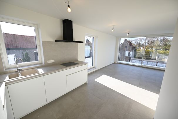 NIEUWBOUW appartement met TWEE ZONNIGE TERRASSEN - Photo 1