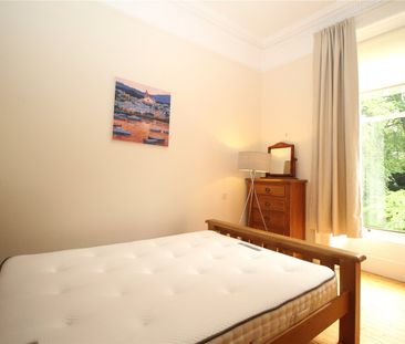 Flat 2, 6 Learmonth Gardens - Photo 1