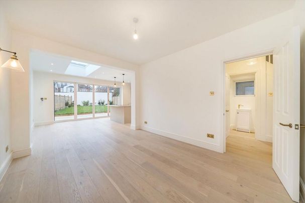 4 bedroom house to rent - Photo 1