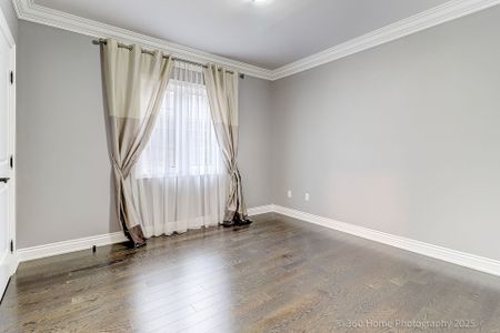 For Lease - 107 Queen Filomena Avenue, Vaughan, Ontario - Photo 2