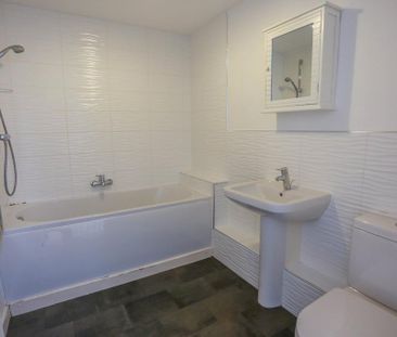 3 bedroom house to rent - Photo 2