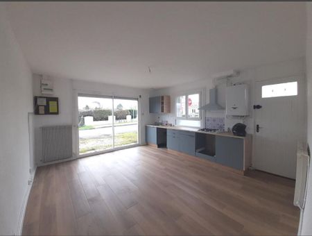 Location Maison 3 pièces 47m² SALAUNES 33160 - Photo 2