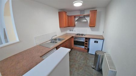 3 bedroom apartment to rent - Photo 5