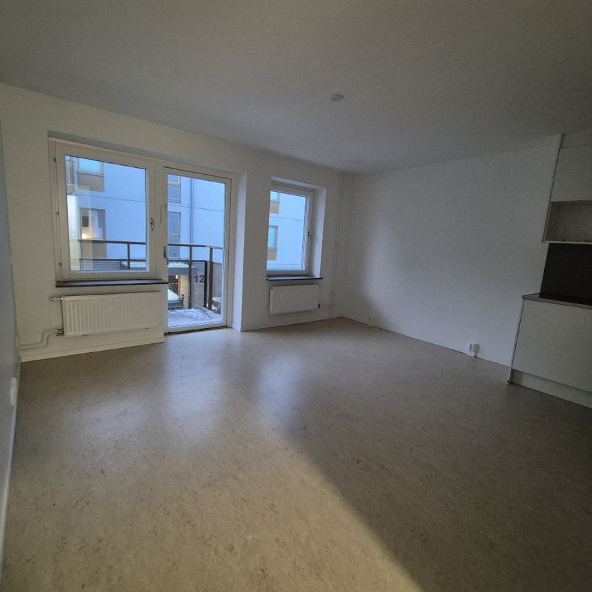 Taggsvampsvägen 10 - Photo 1