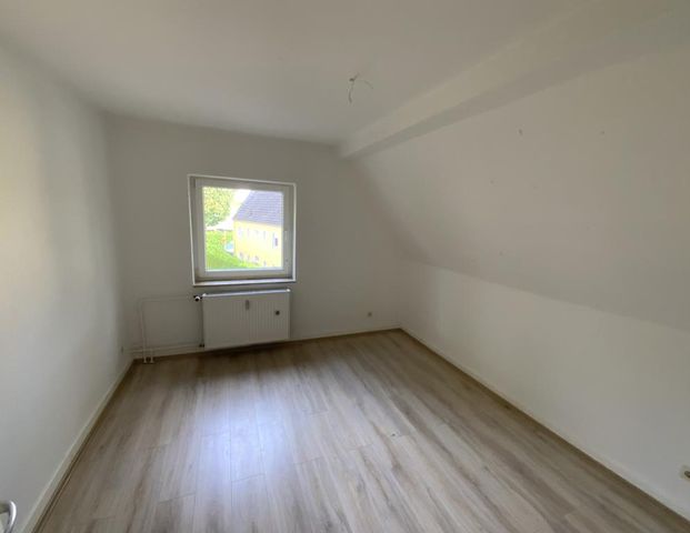 Tolle 2-Zimmer-Wohnung im Dachgeschoss Wetter Altwetter! - Photo 1