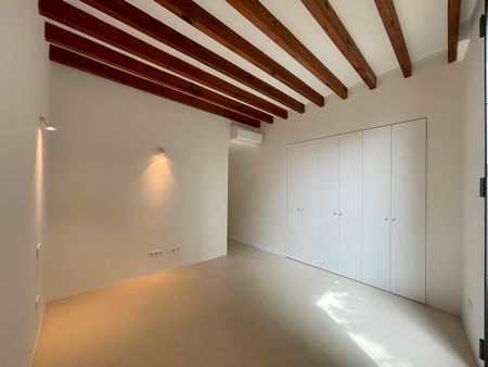 Lujoso apartamento sin muebles, a estrenar de 2 dormitorios en zona Paseo del Borne, Palma. - Photo 3