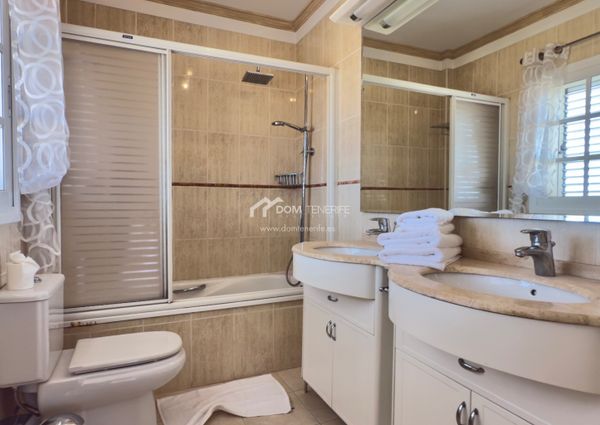 Chalet pareado · Alquiler a largo plazo ·