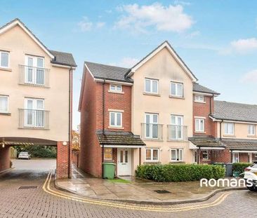 Cromwell Road, Camberley, GU15 - Photo 1