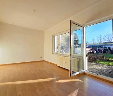 Relaxen Sie auf Ihrer Sonnenterrasse mit Blick in den Garten - Photo 1