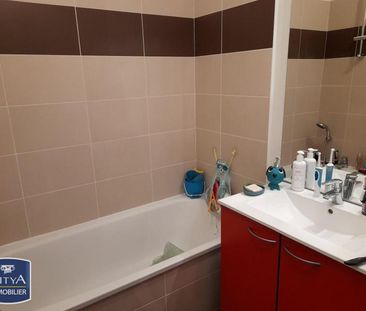 Location Appartement 3 pièces 54m² ST FARGEAU PONTHIERRY 77310 - Photo 4