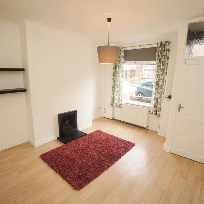 2 bedroom property to rent - Photo 1
