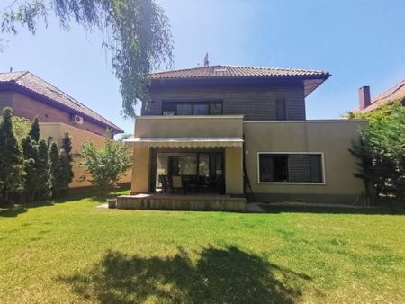 Castelariu:spectacol panoramic,locatie prestigioasa,Central, - Photo 4