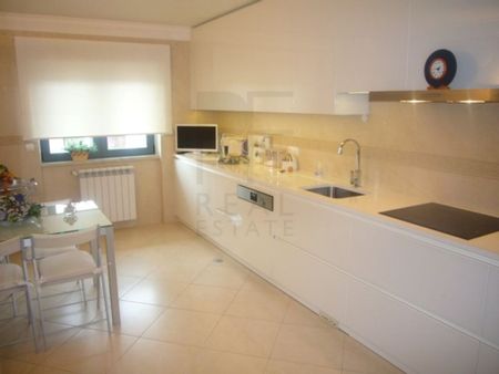 3 room luxury Apartment for rent in Monte Estoril, Cascais, Lisbon - Photo 4