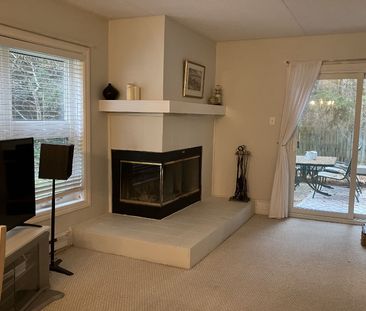 For Lease - 903 Cedar Pointe Court Unit# 7, Collingwood, Ontario - Photo 1