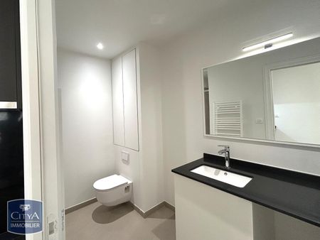 Location Appartement 1 pièce 24m² MONTAUBAN 82000 - Photo 3