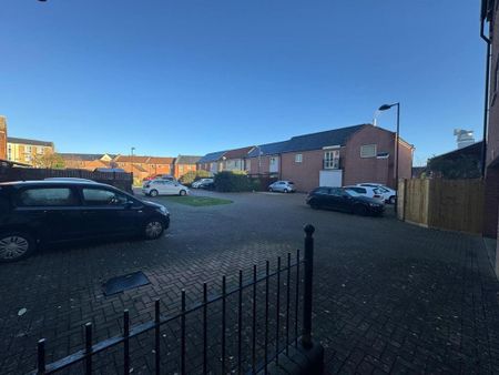 1 bedroom flat to rent - Photo 5