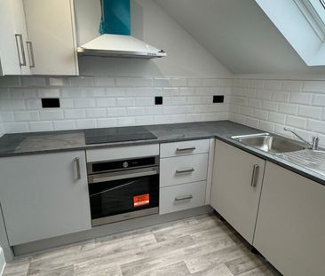 Flat 2, Roman View, Roundhay, Leeds, LS8 2DL - Photo 3