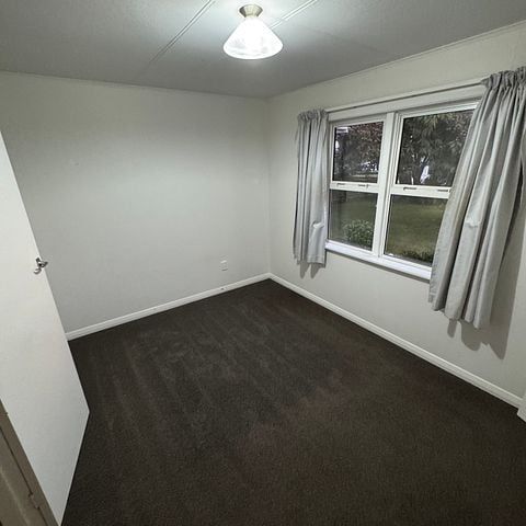 3BR Home close to the beach and local schools - Photo 1