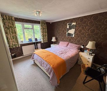 4 bedroom detached house to rent - Photo 6