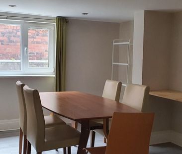 Cliff Mount, Woodhouse, Leeds - Photo 4