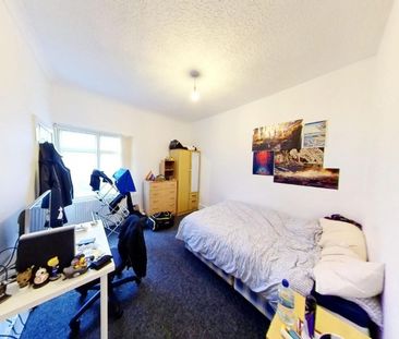 New Walk, Leicester - Photo 6