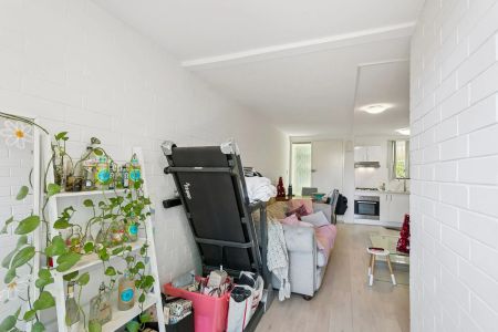 Tranquillity Between Lake Monger & Herdsman Lake - Photo 3