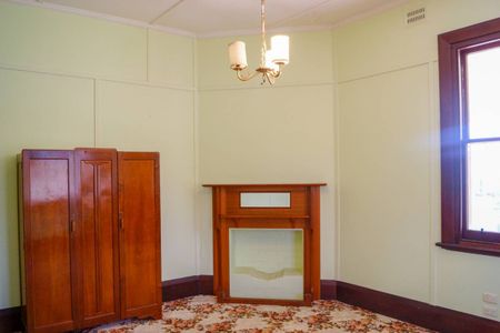 Stunning Home, Fully furnished- Natimuk - Photo 5