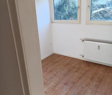 helle, renovierte Wohnungen im 3. OG in Remscheid-Innenstadt - Photo 4