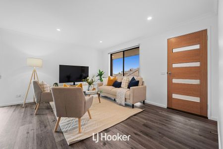 Fully Renovated Home in Prime Location! - Photo 3