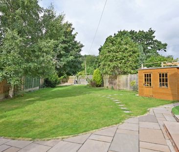 4 bedroom semi-detached house to rent - Photo 2