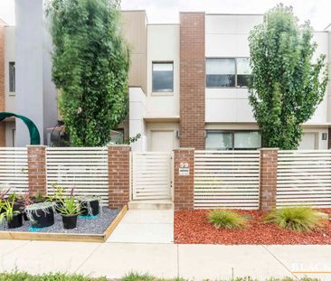 Two storey Casey townhouse - Photo 6