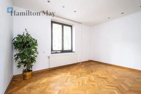 Dom w zabudowie szeregowej 250 m2 w dzielnicy Krowodrza blisko linii tramwajowej/mieszkanie lub działalność- - Zdjęcie 4