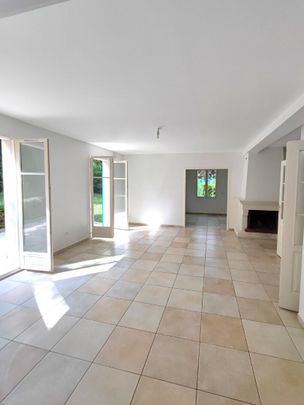 Location maison 7 pièces, 137.00m², Saint-Germain-en-Laye - Photo 1