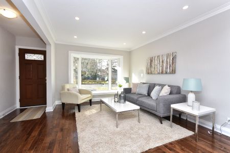 For Lease - 25 Twin Pauls Crescent Unit# Main, Toronto, Ontario - Photo 3