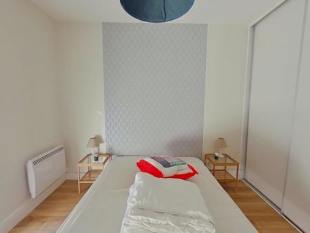 Location Appartement 2 pièces 48m² LYON 6ème - Photo 2