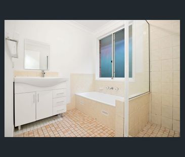 Spacious Family Home in a Prime Quakers Hill Location - Photo 3