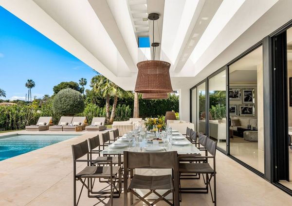 4 bedroom luxury Villa for rent in El Paraíso, Andalusia