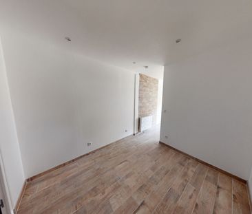 Location Appartement 1 pièce 22m² - Photo 4
